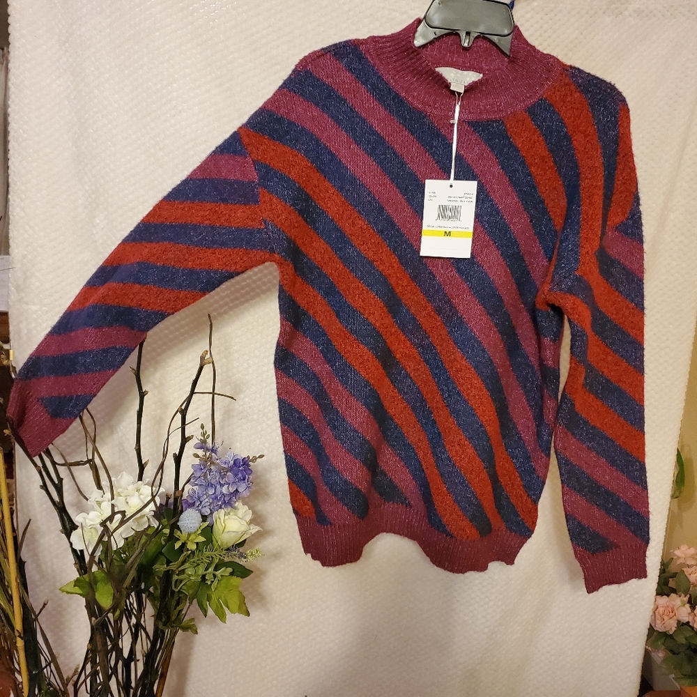 Sweater-pull over